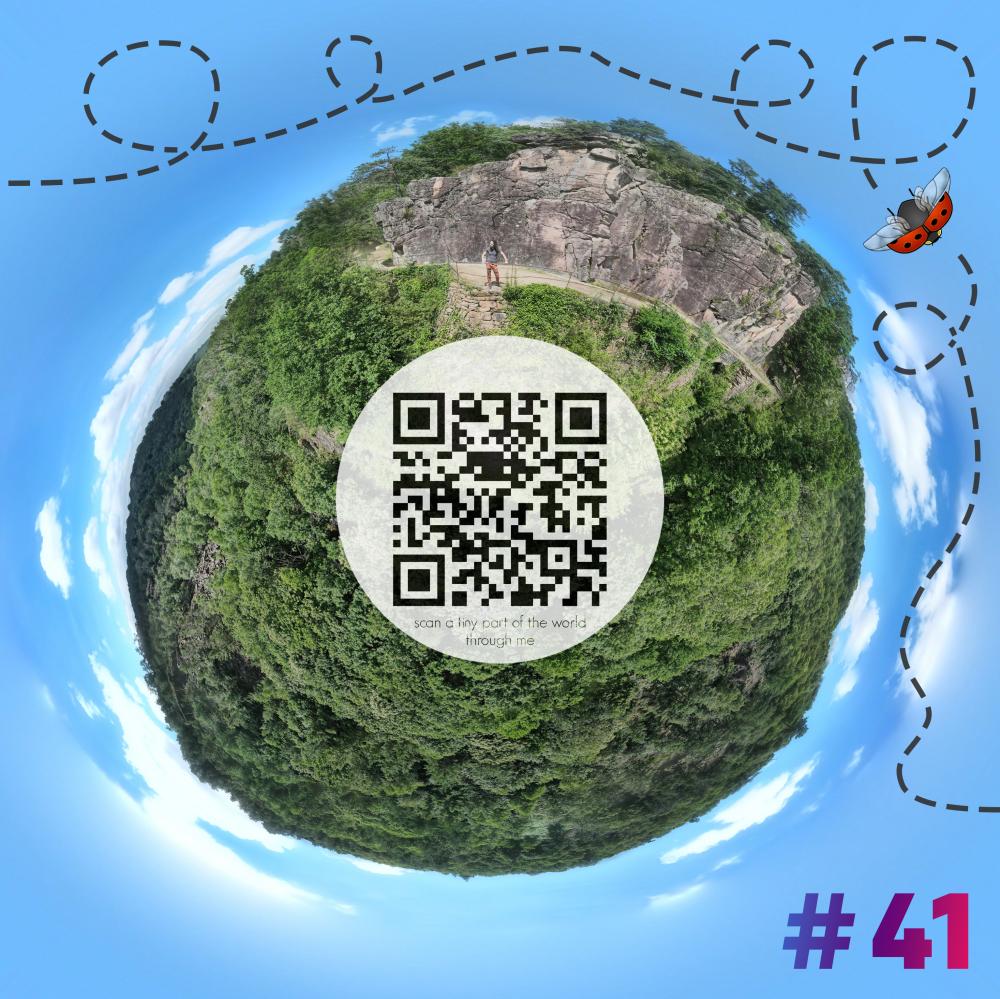 Mini-planet with 360 degrees qr code #41